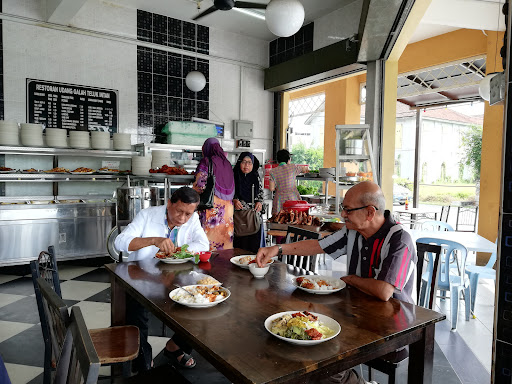 Restoran Udang Galah Teluk Intan