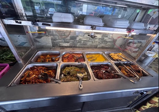 Medan ikan bakar dan asam pedas