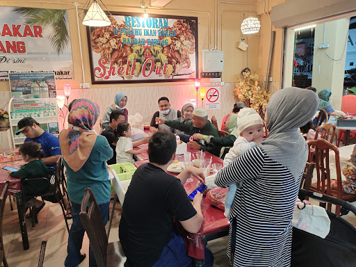 Restoran D' Perahu Ikan Bakar • Bandar Rawang